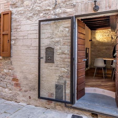 B&B Luxury Apartment Suite Gubbio 2 Camere E Divano Letto Екстериор снимка